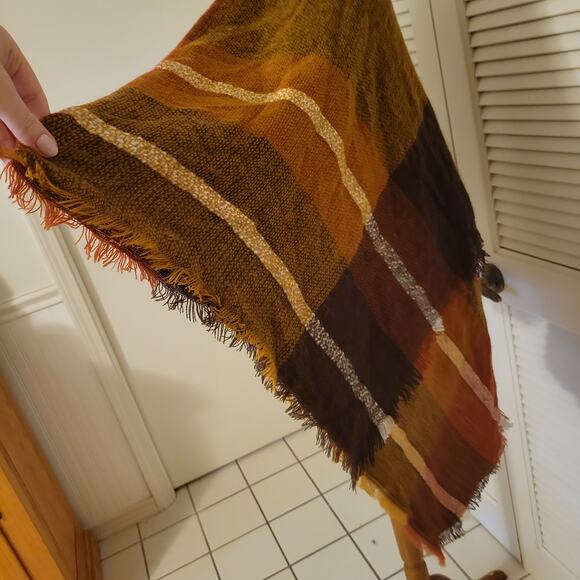 Brown Plaid Stripped Oversized Shawl Wrap Scarf Fringe Soft Blanket 54x57 - Picture 4 of 5